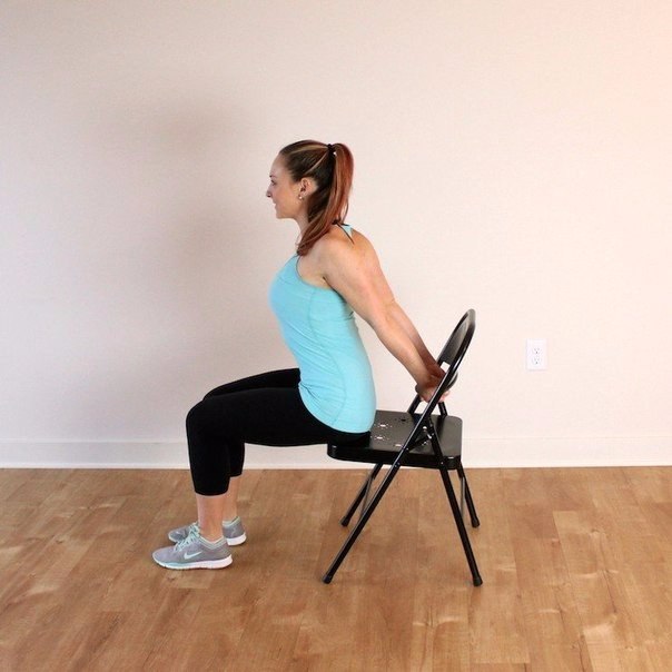 Комплекс упражнений, который поможет снять боль в спине