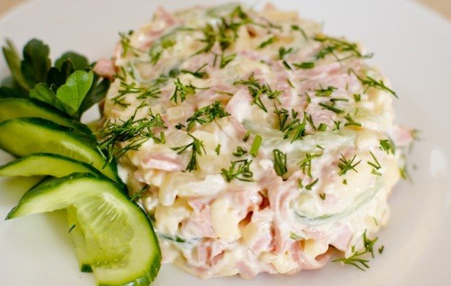 Топ- 5 полезных салатов для вашей стройной фигурки