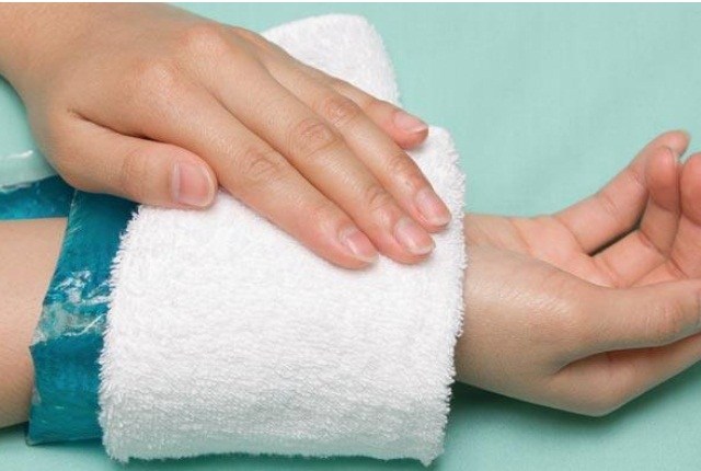 8 естественных способов облегчения боли в запястье