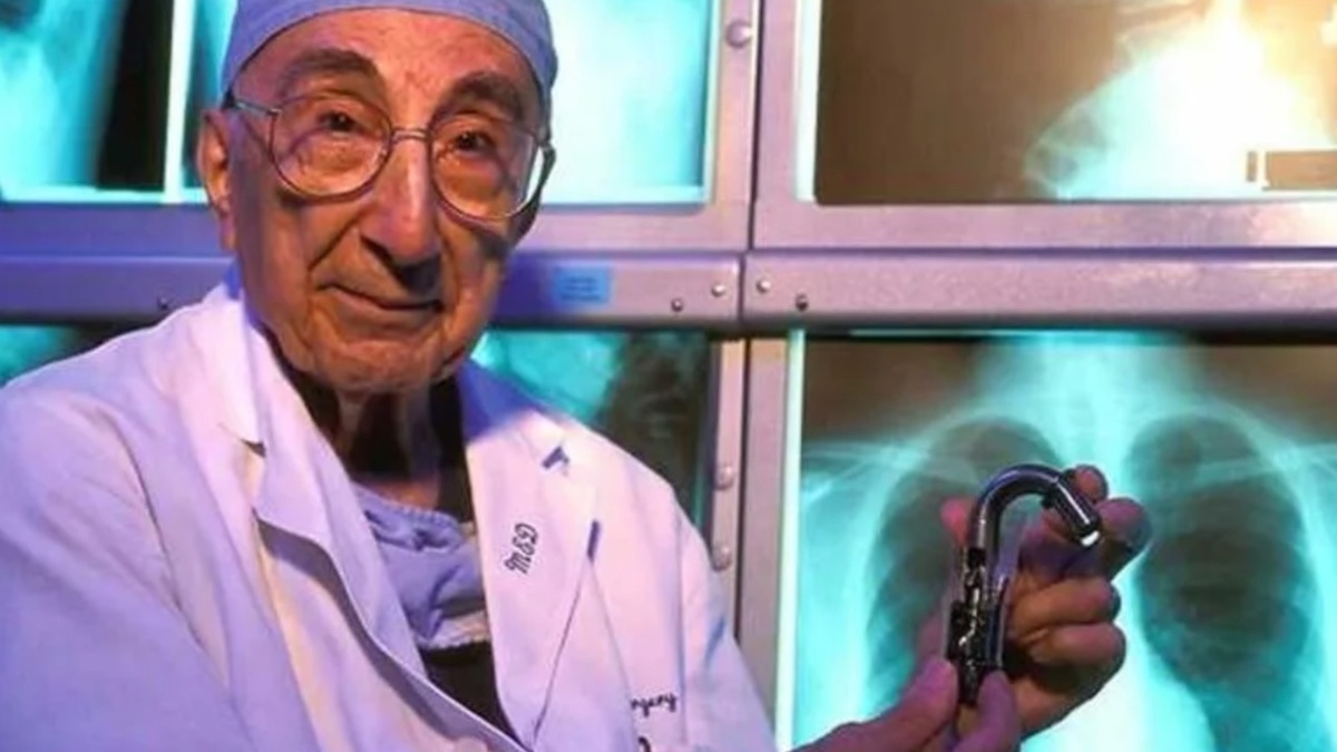 100-летний кардиохирург глав государств Майкл Дебейки: "Отказавшись от масла, вы продлите жизнь на 5-7 лет"